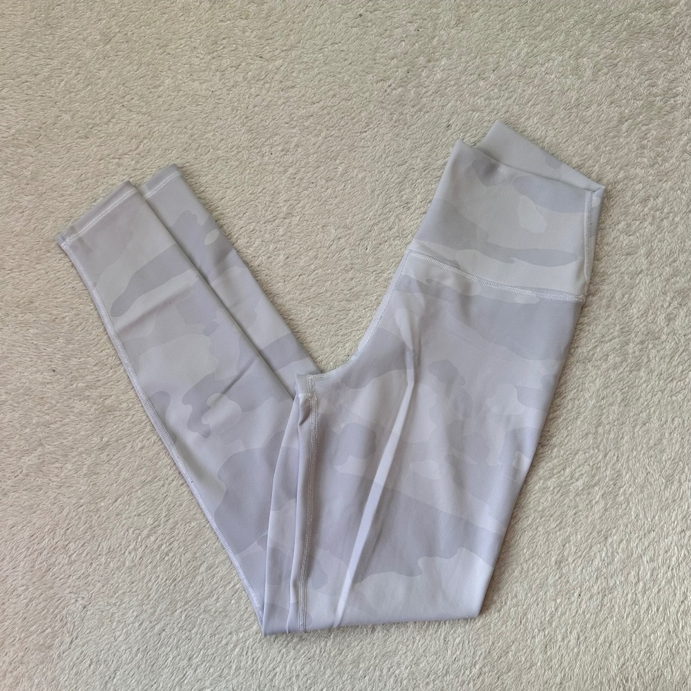 Alo Leggings